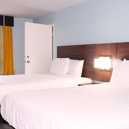 Florence Inn And Suites Ngoại thất bức ảnh