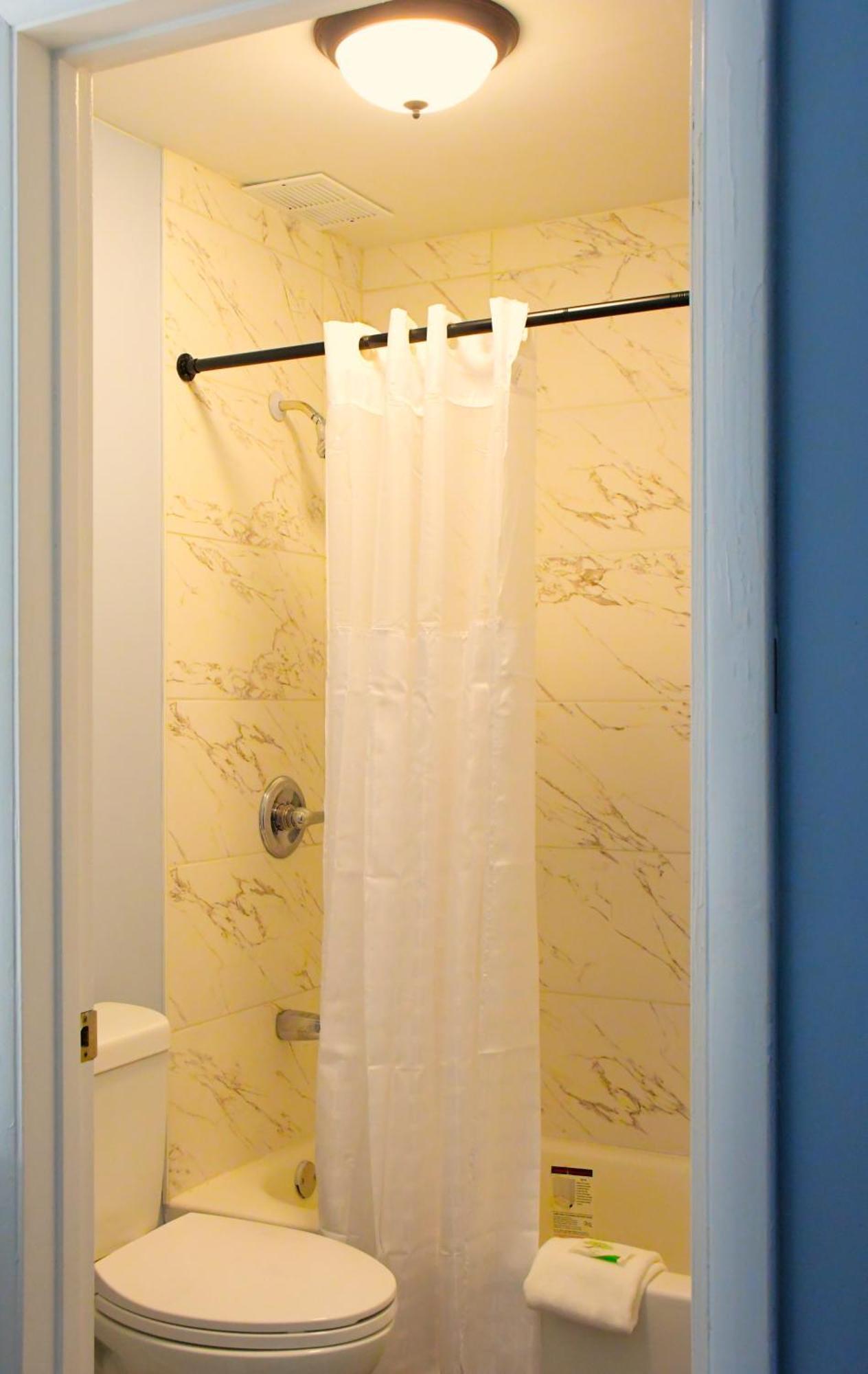 Florence Inn And Suites Ngoại thất bức ảnh