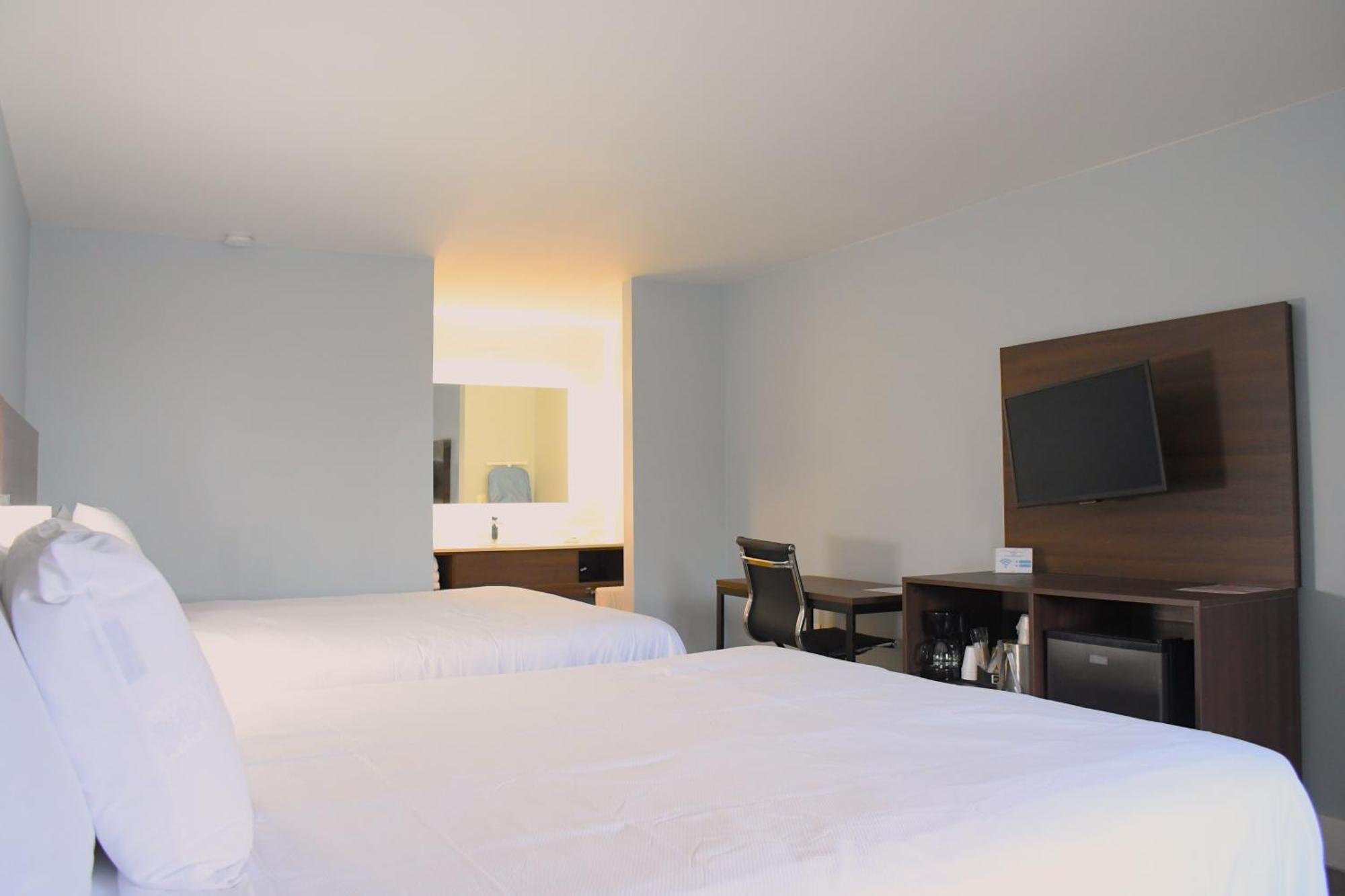 Florence Inn And Suites Ngoại thất bức ảnh