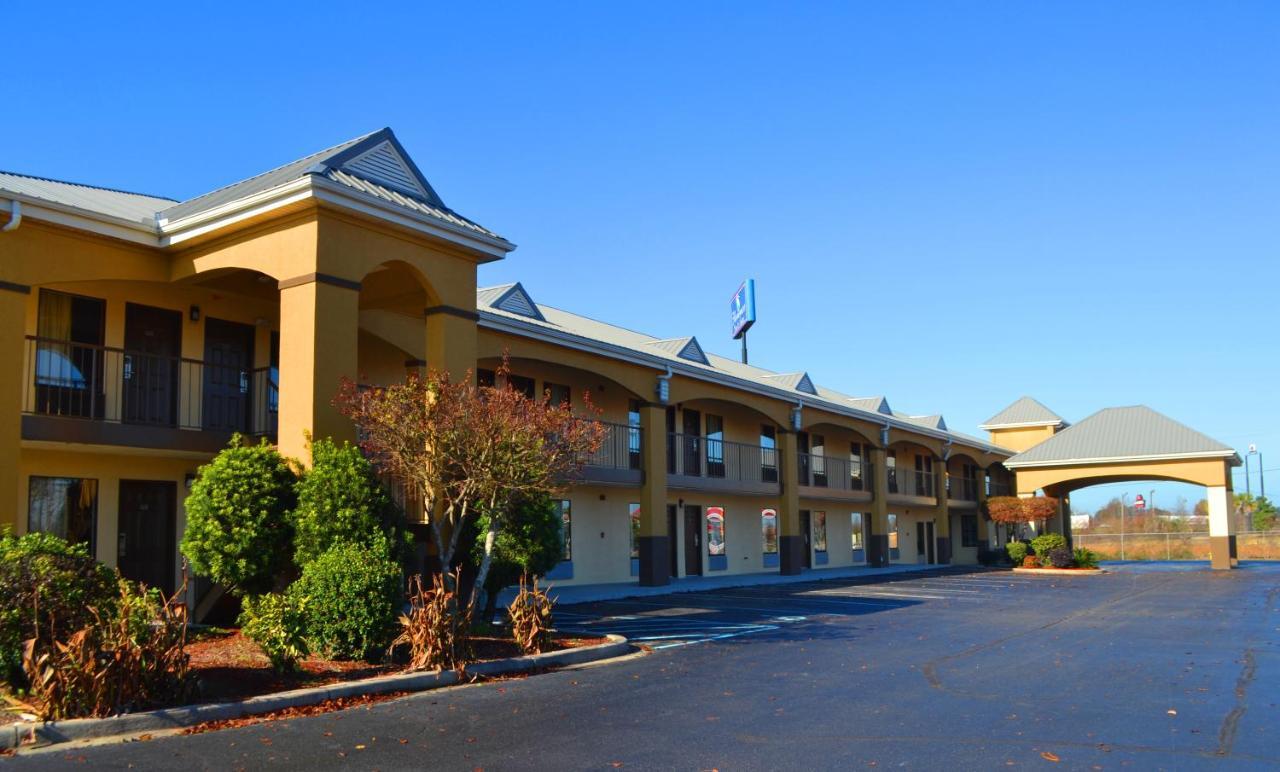Florence Inn And Suites Ngoại thất bức ảnh